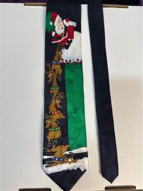 Vintage Hallmark Yule Tie Greetings Christmas Santa Reindeer 100% Silk Neck Tie